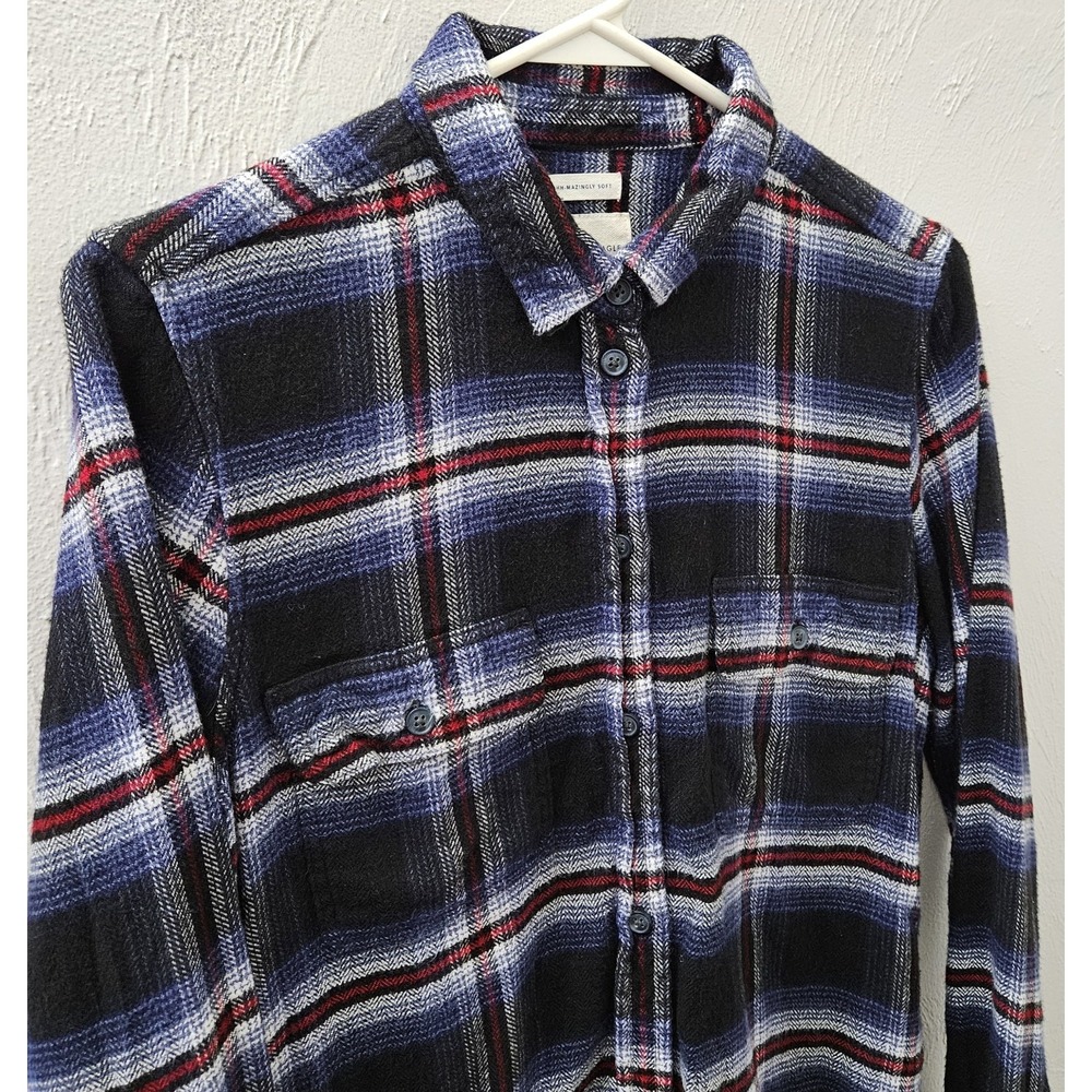 American Eagle Women's Amazingly Soft Button Up Shirt Size Medium Plaid Classic‎